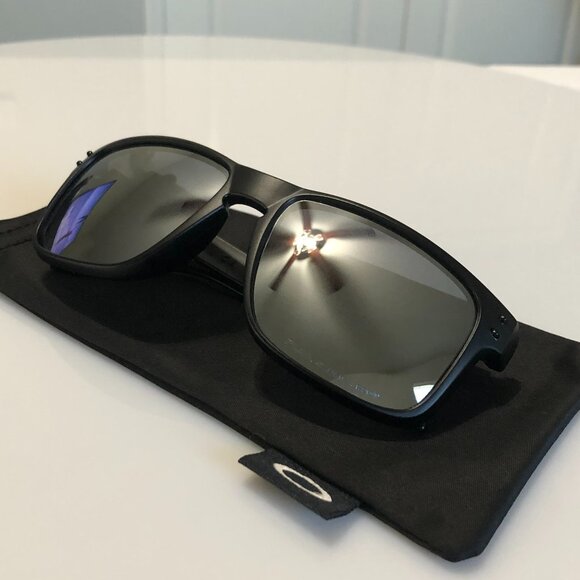 OAKLEY HOLBROOK USA Flag Silver Mirror Polarized Lenses 9102 - Picture 4 of 8